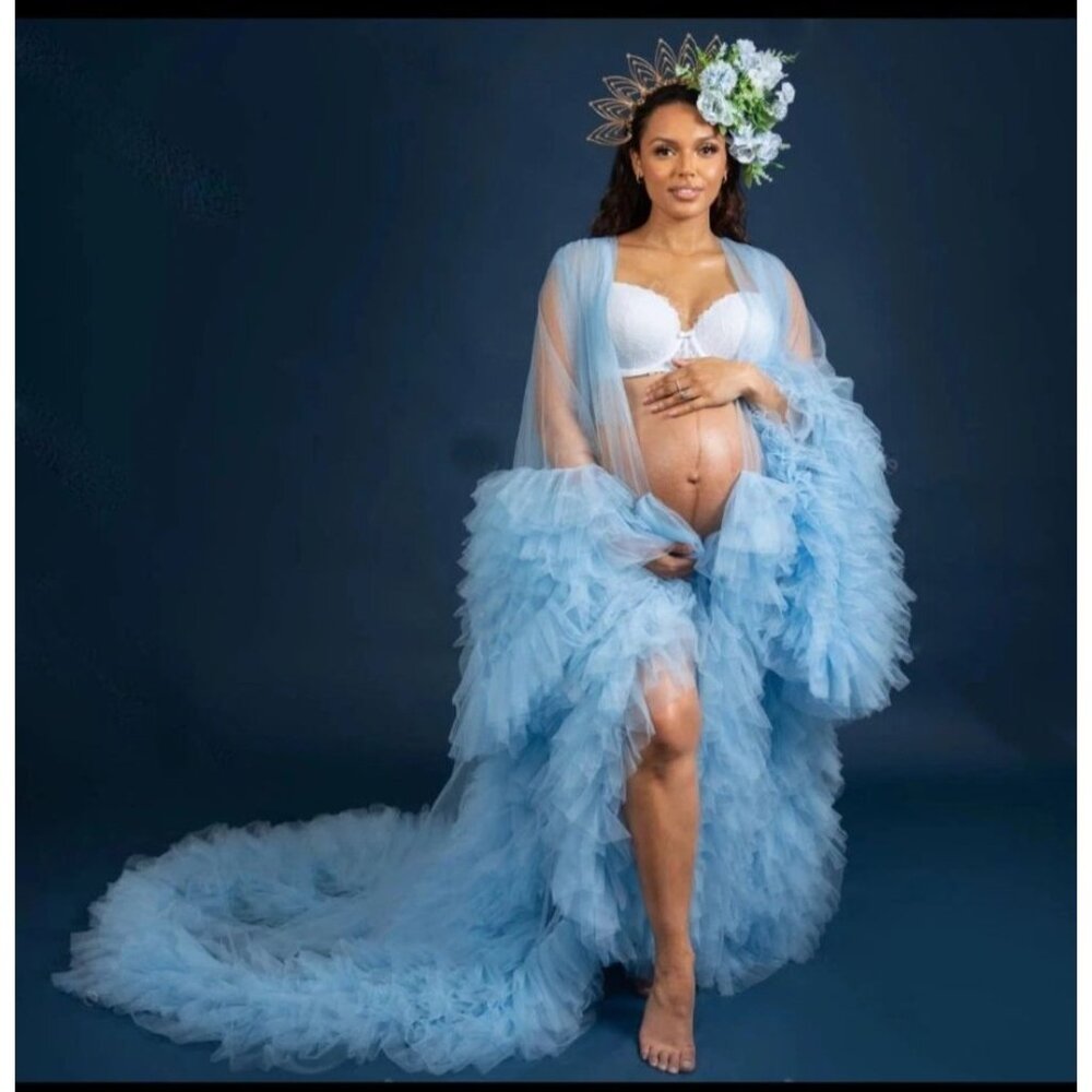 Luxurious Blue Ruffle Tulle Maternity Robe With Train